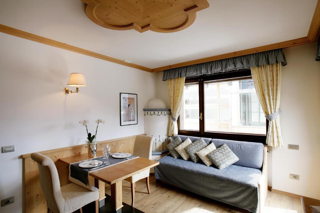 Parkhotel Ladinia San Vito di Cadore Szoba fotó