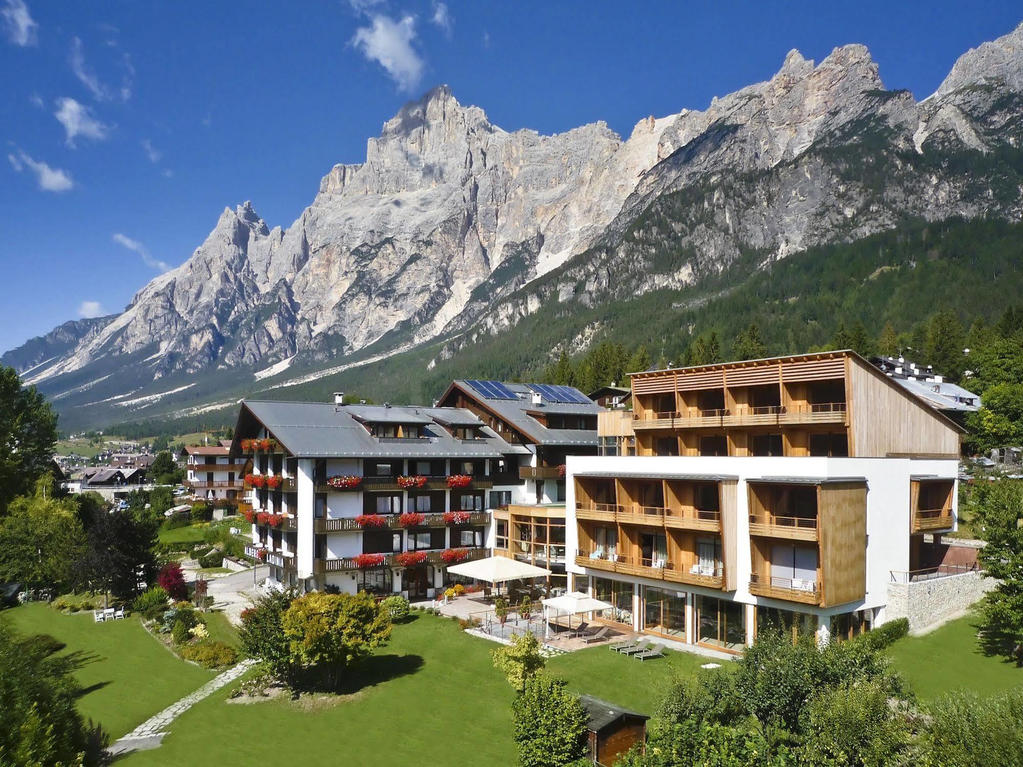 Parkhotel Ladinia San Vito di Cadore Kültér fotó